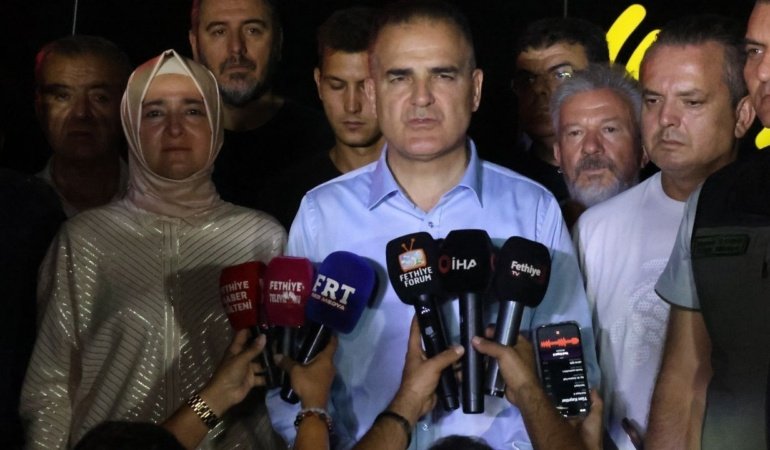Fethiye'deki orman yangınında dumandan etkilenenler hastaneye kaldırıldı