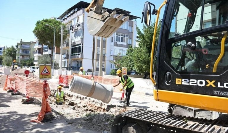 Soma’da 20 milyon TL’lik altyapı çalışması hız kesmeden sürüyor