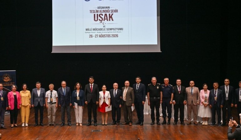 Uşak'ta "Düşmanın Teslim Alındığı Şehir" Sempozyumu