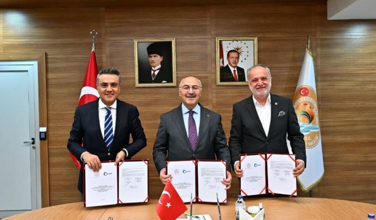 Çardak OSB Mesleki Eğitim Merkezi MEB’E devredildi