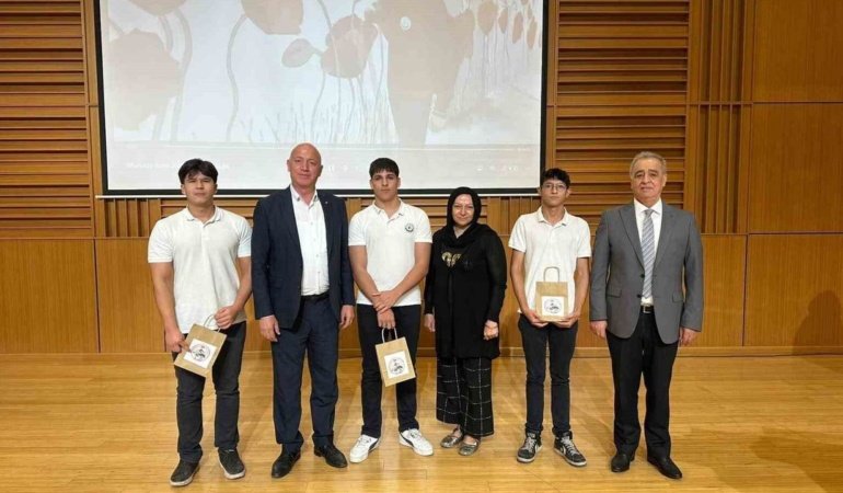 DOSTEK Koleji öğrencilerinden "Kadrajımdaki Tarih: Denizli" yarışmasında il birinciliği