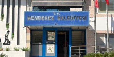 Menderes-Belediyesinde-ikinci-dalga-operasyonu-Eski-baskanvekili-Erkan-Ozkan-gozaltinda-featured