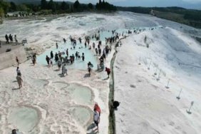 Pamukkale-23-milyon-ziyaretciyle-Turkiye-ikincisi-oldu-featured