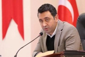 Baskan-Irfan-Onal-CHP039den-istifa-etti-featured