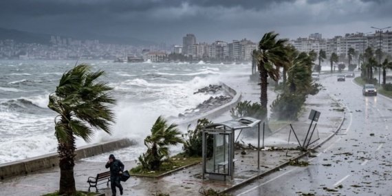 Meteorolojiden-Ege-icin-firtina-alarmi-Izmir-ve-Manisa-dahil-bircok-il-icin-uyari-featured