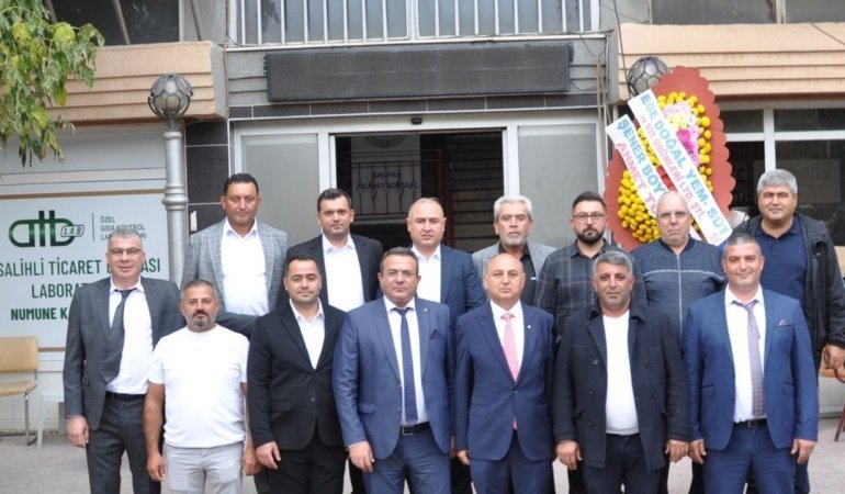 Salihli Ticaret Borsası’nda Yetiş Aksoy dördüncü kez başkan